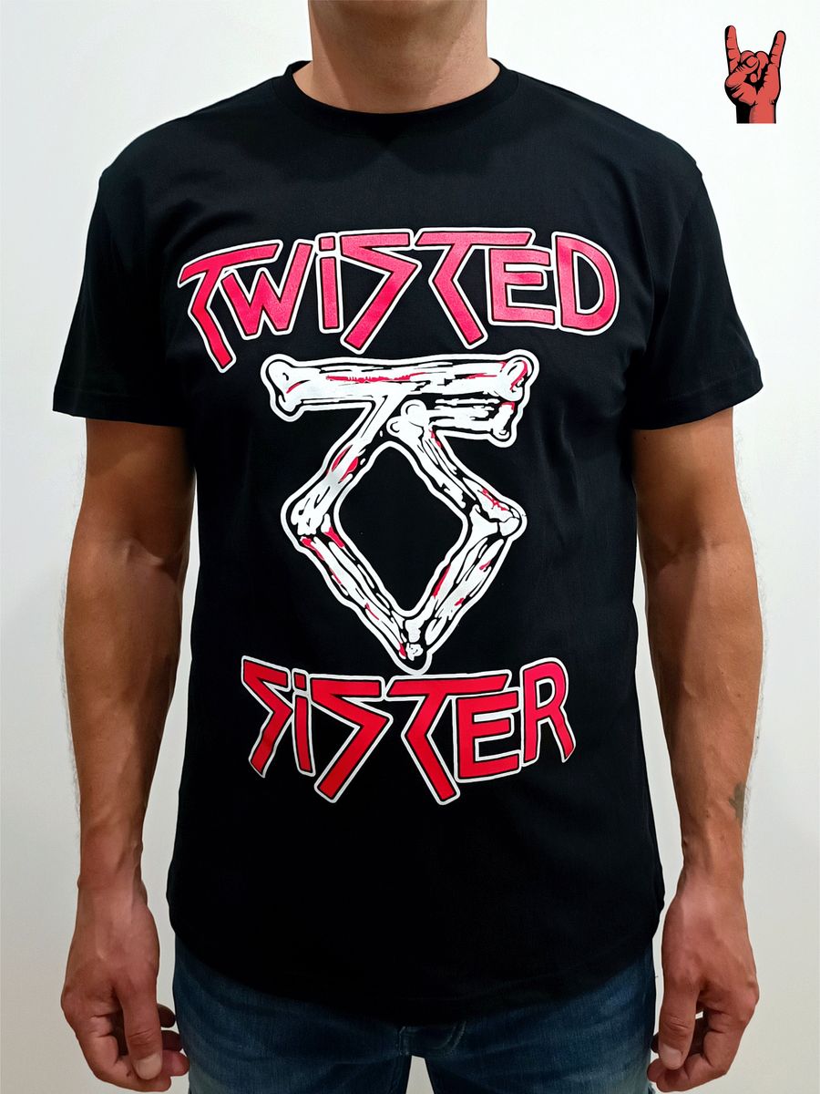 S m stuff. Футболка Twisted sister. Одежда с логотипом Twisted sister. Twisted sister кофта. Stuff футболки.