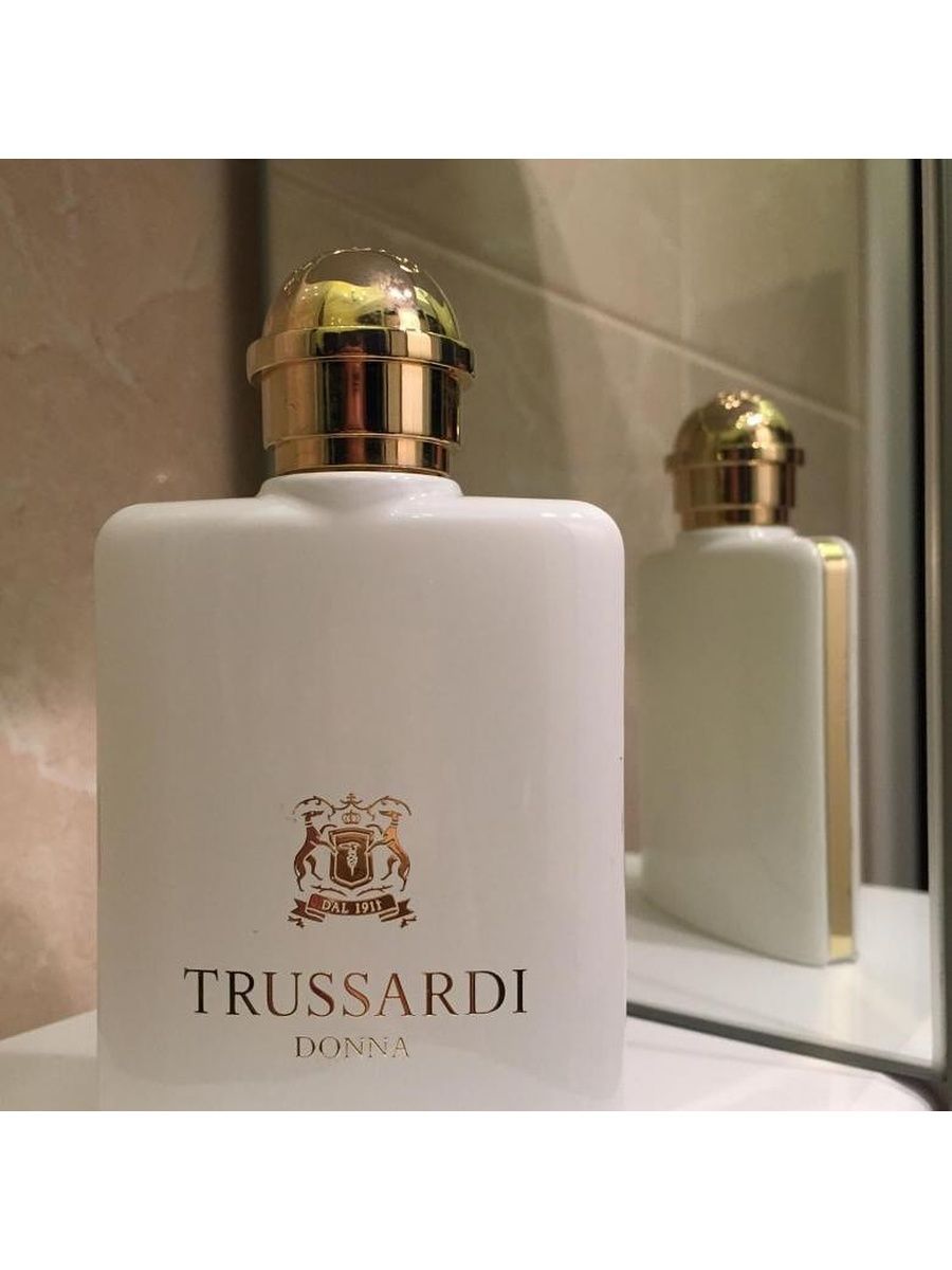 Trussardi donna 50. Труссарди Донна 100 мл. Trussardi Donna EDP 100 ml. Trussardi Donna (l) 50 ml EDP. Trussardi Donna туалетная вода 100 мл.