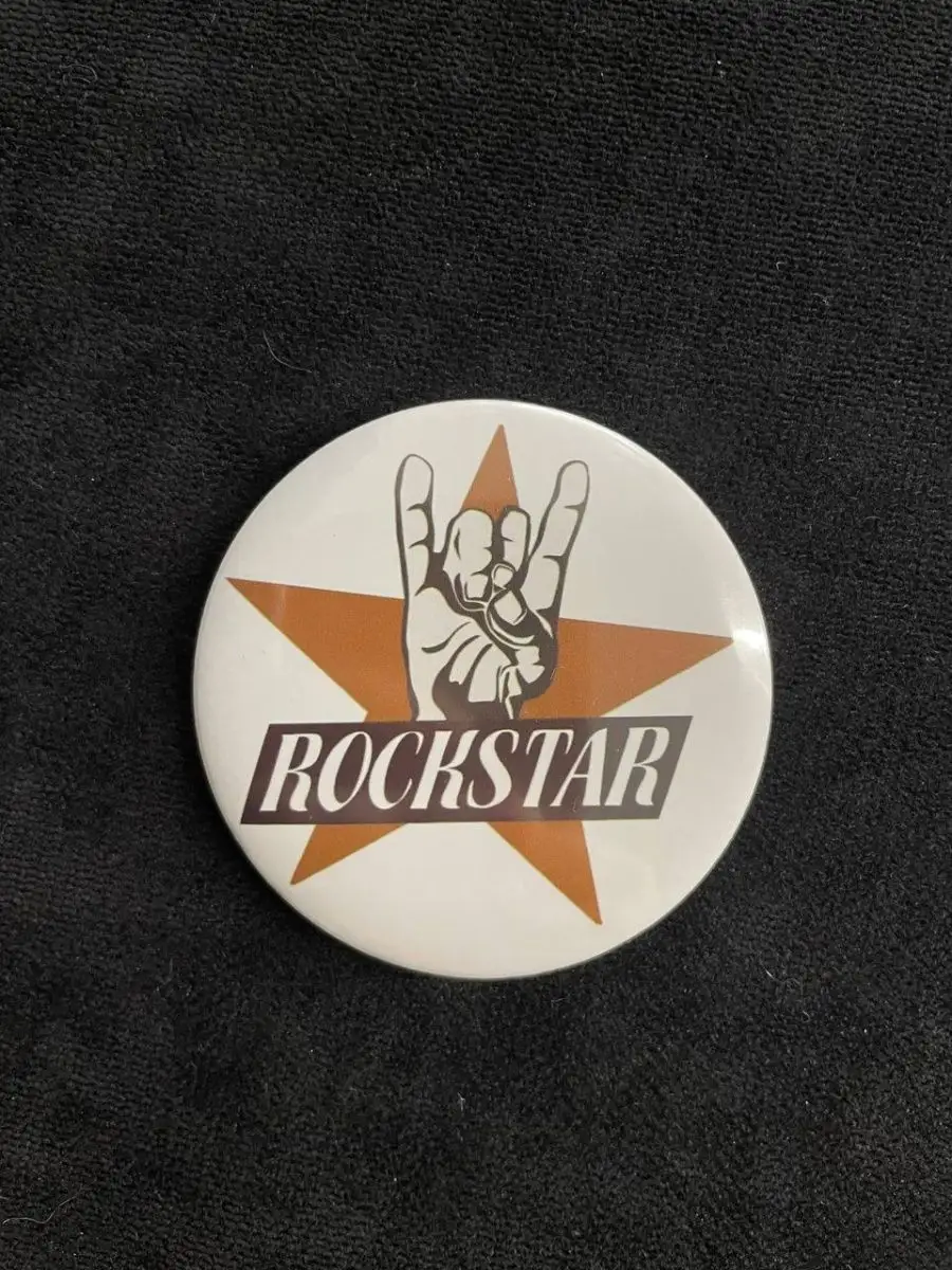 Значок металлический РОК ROCKSTAR