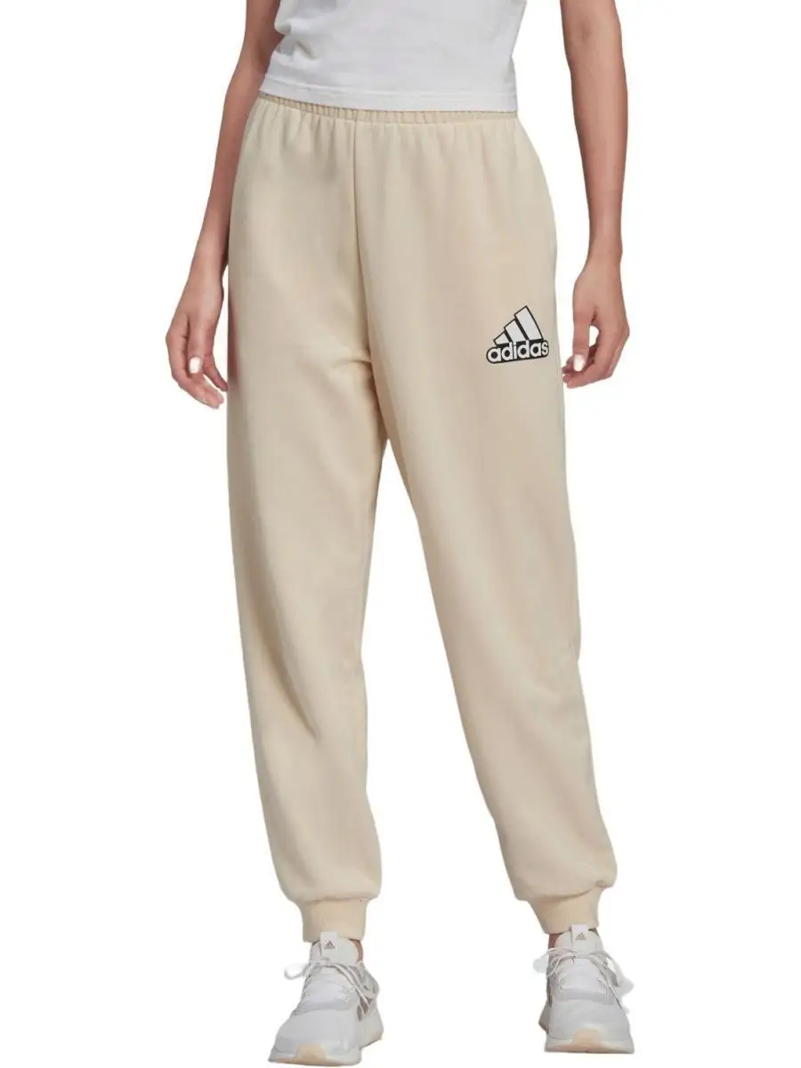 Adidas essential logo store pants